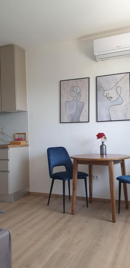 Studio Apartment Hana Пула Экстерьер фото